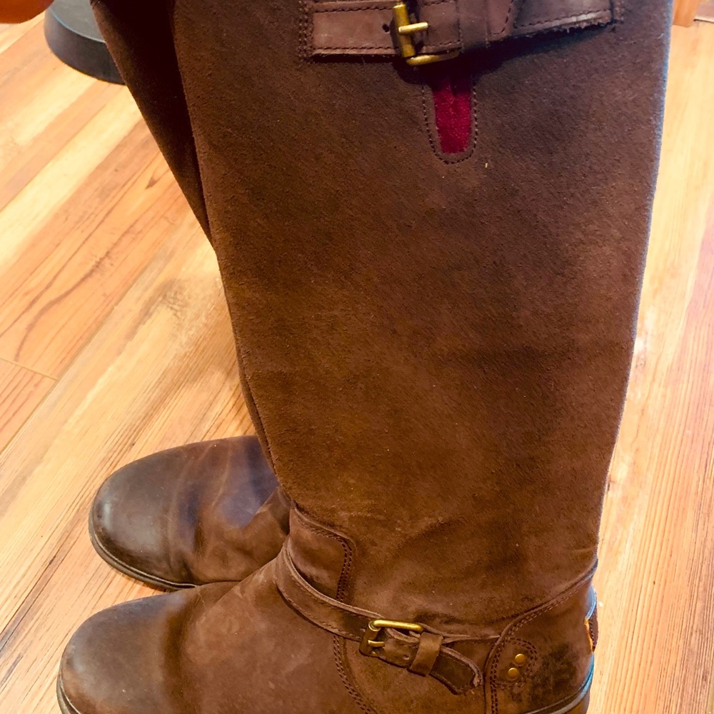 Ugg tall brown boots women’s 8